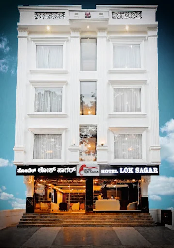 Hotel Lok Sagar reception and lobby – comfortable hotel near Mysore Palace in Mysuru